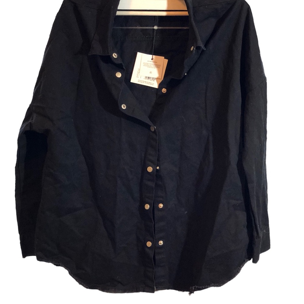 Junior Oversized washed denim shirt black size 4 by MISSGUIDED